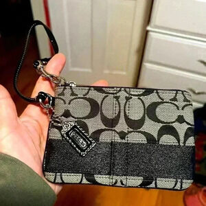 Coach Signature C Wristlet NWOT Excellent Condition With Hangtag